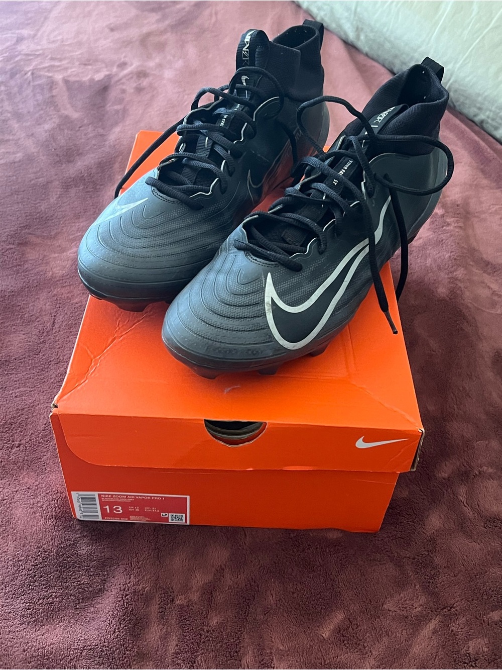 Nike Vapor Pro 1 Football Cleats